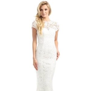 Johnathan Kayne cap sleeve ivory lace gown -unworn, label size 8